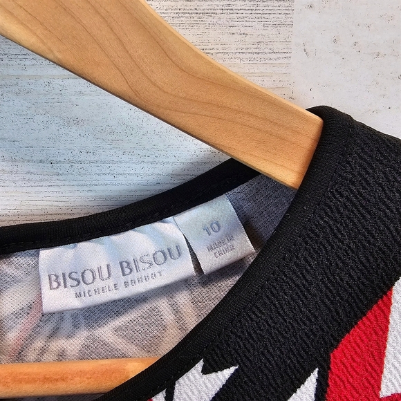 Bisou Bisou Michele Bohbot Geometric Print Bodycon Dress Black Red White 10 - Picture 15 of 16